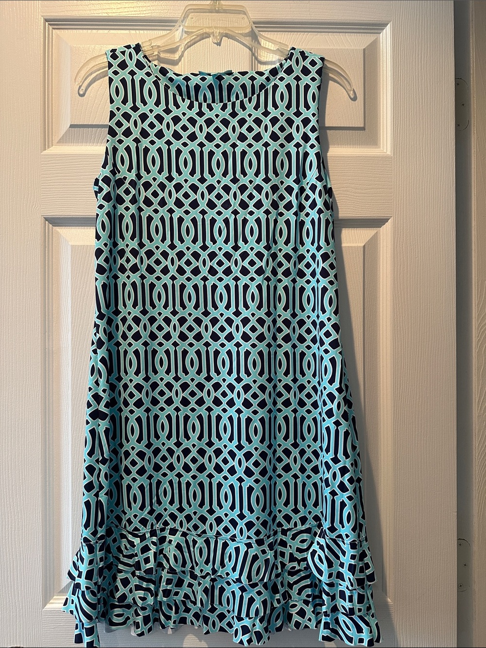 Sleeveless Geometric Print Shift Dress in Aqua and Navy